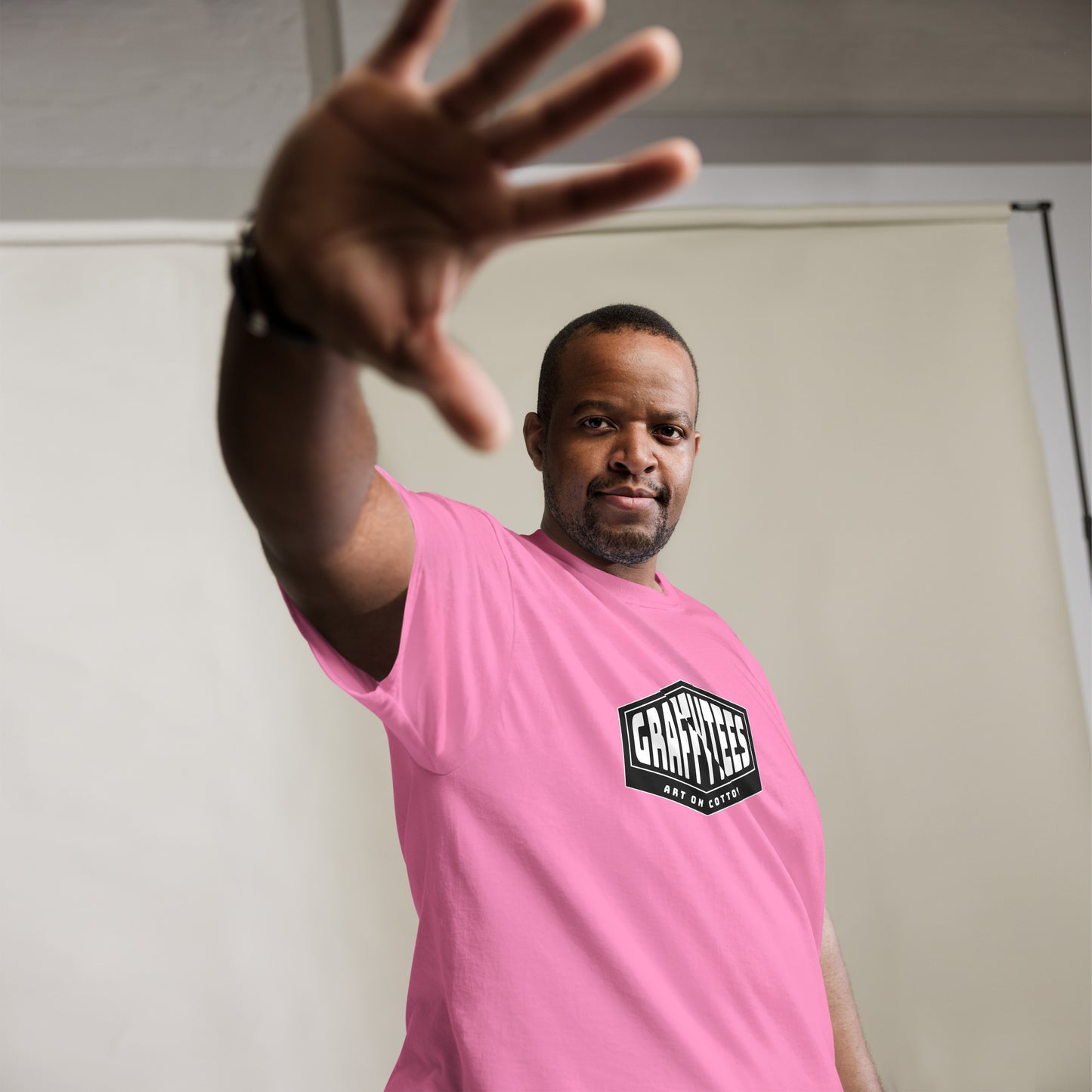 GraffyTees Diamond Box Logo Men's classic tee