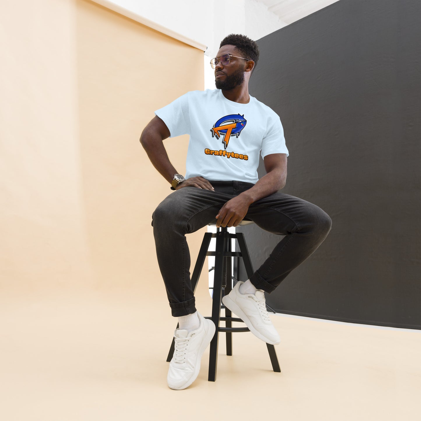 GraffyTees GT monogram LT Men's classic tee