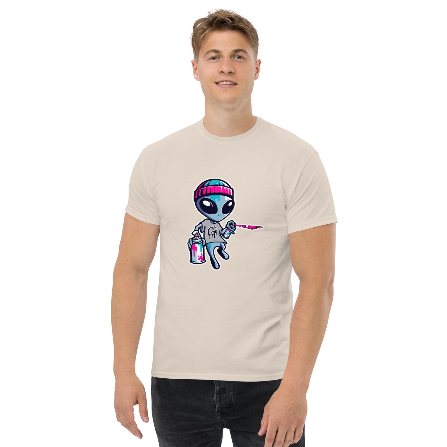 GraffyTees Artful Aliens Mascot Men's classic tee