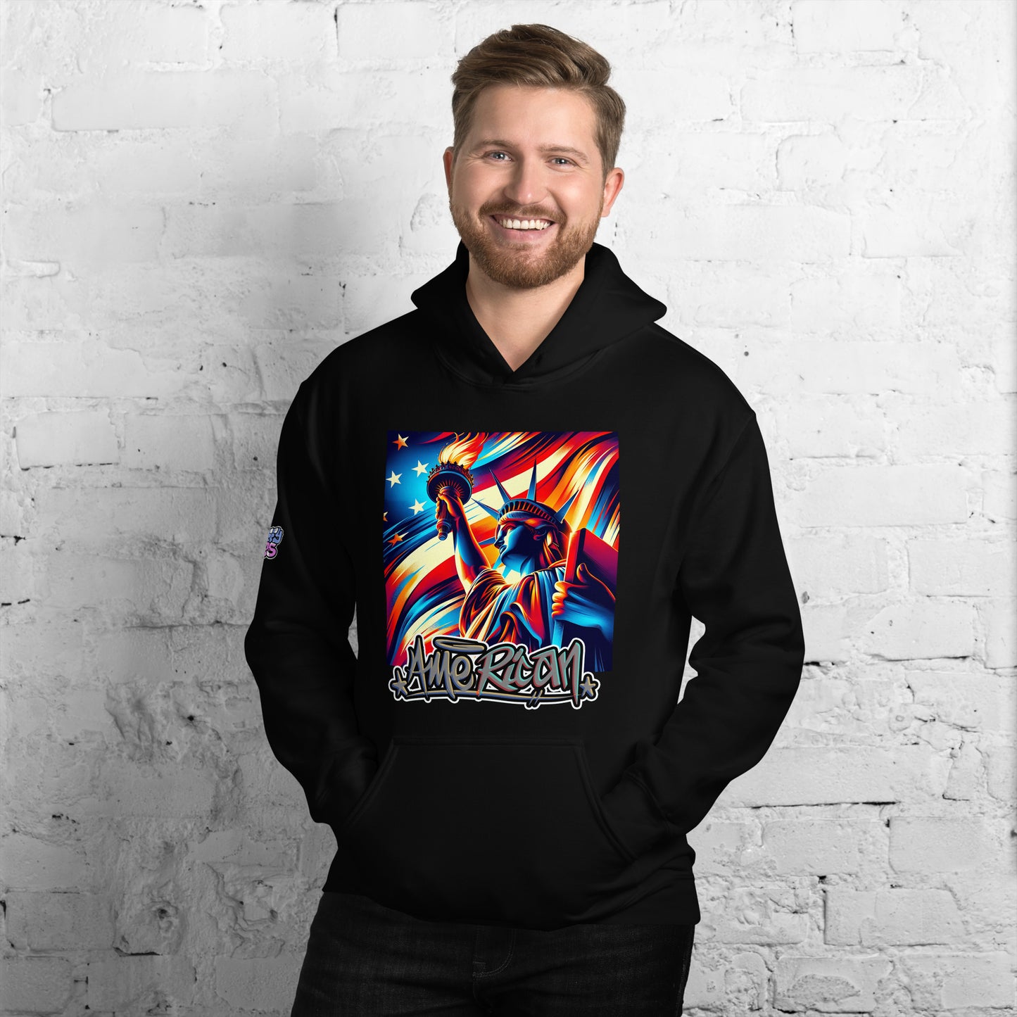 Graffytees American flag and Statue of Liberty 4th of July Unisex Hoodie