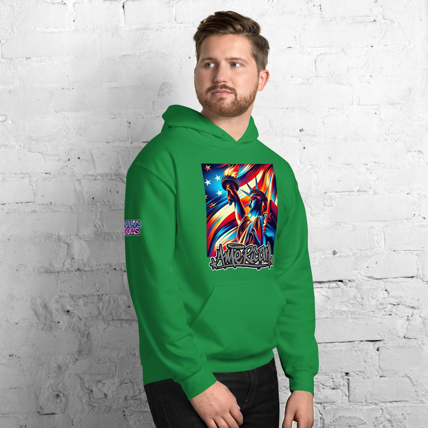 Graffytees American flag and Statue of Liberty 4th of July Unisex Hoodie