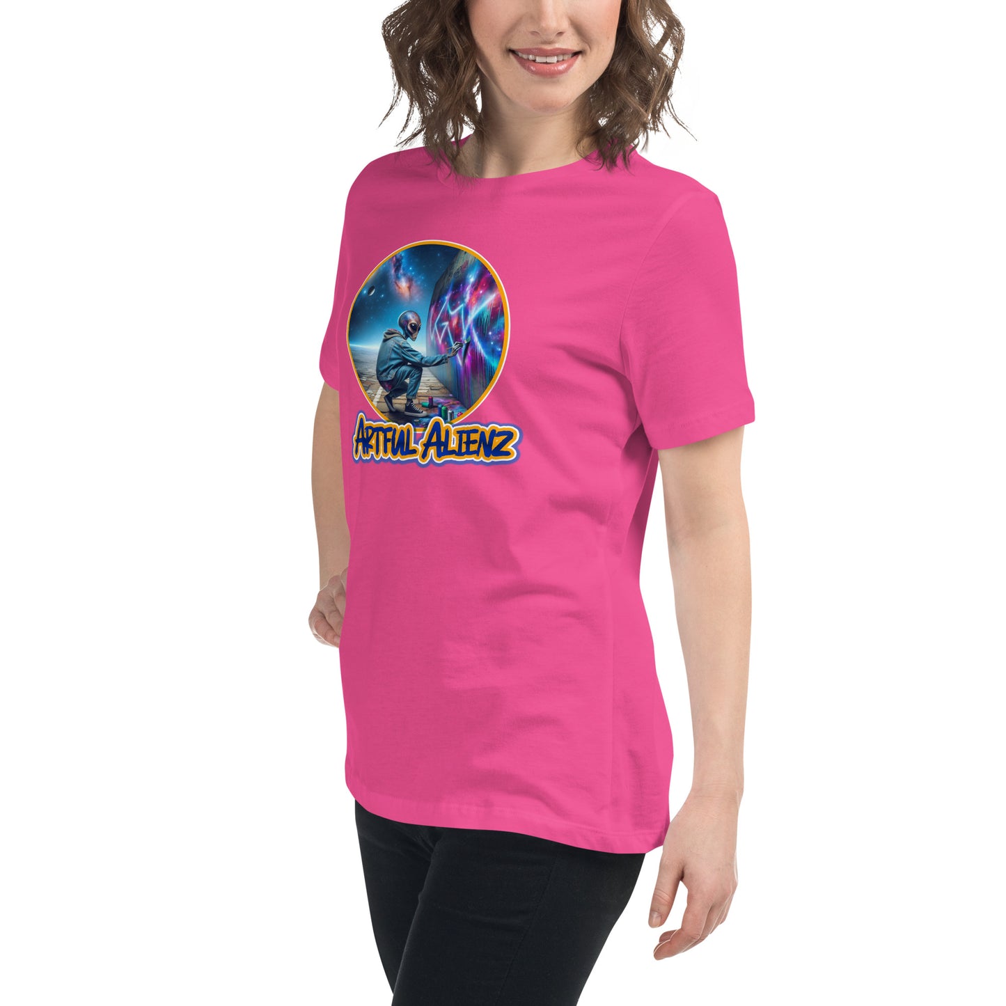 Artful Alienz Alien Graffiti Artist Women's Relaxed T-Shirt