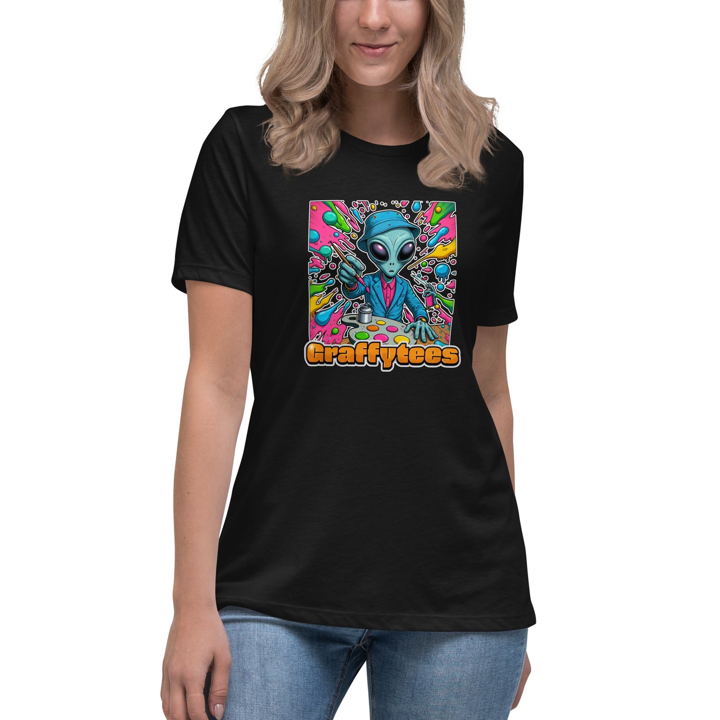 GraffyTees Alien Painter W bucket hat Women's Relaxed T-Shirt