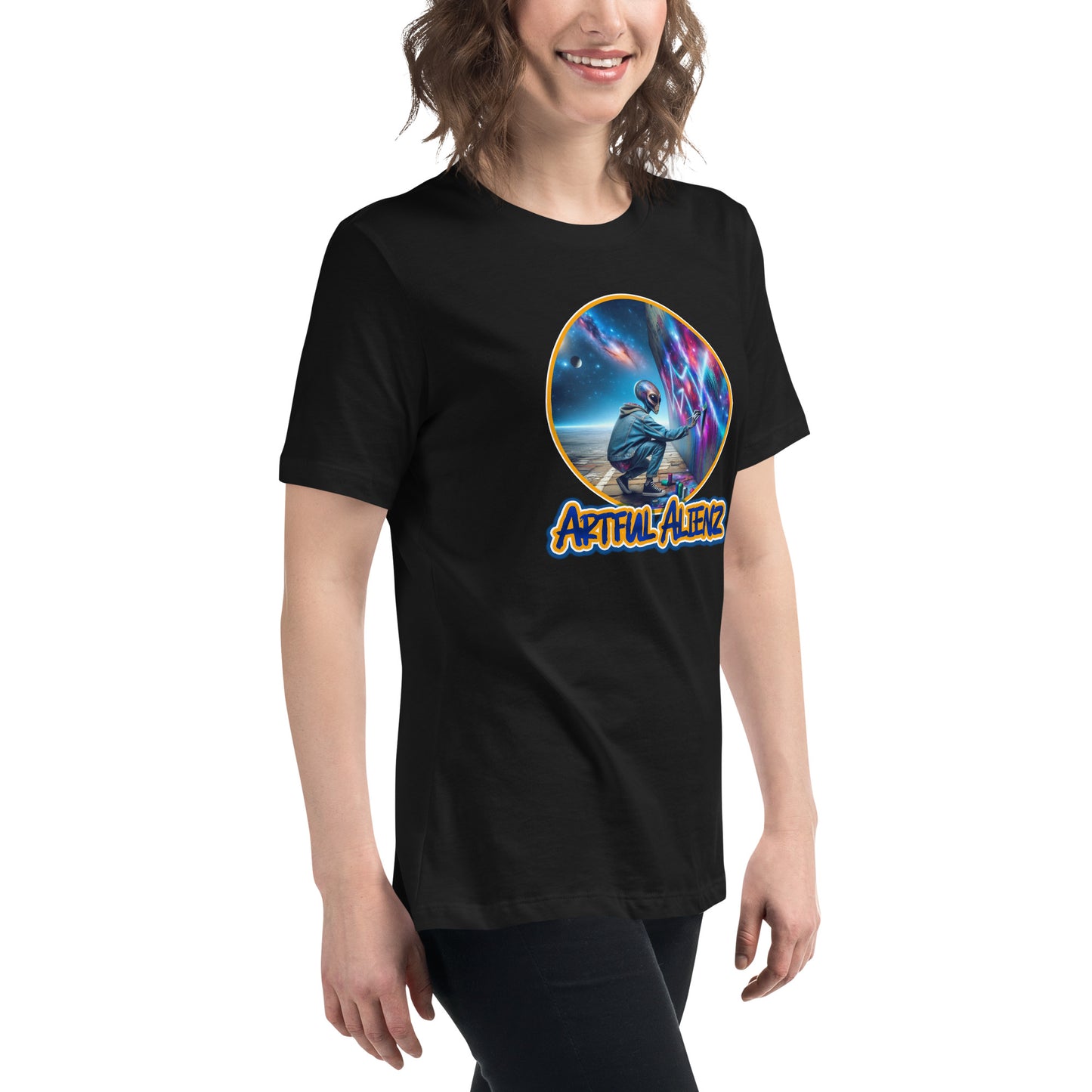 Artful Alienz Alien Graffiti Artist Women's Relaxed T-Shirt