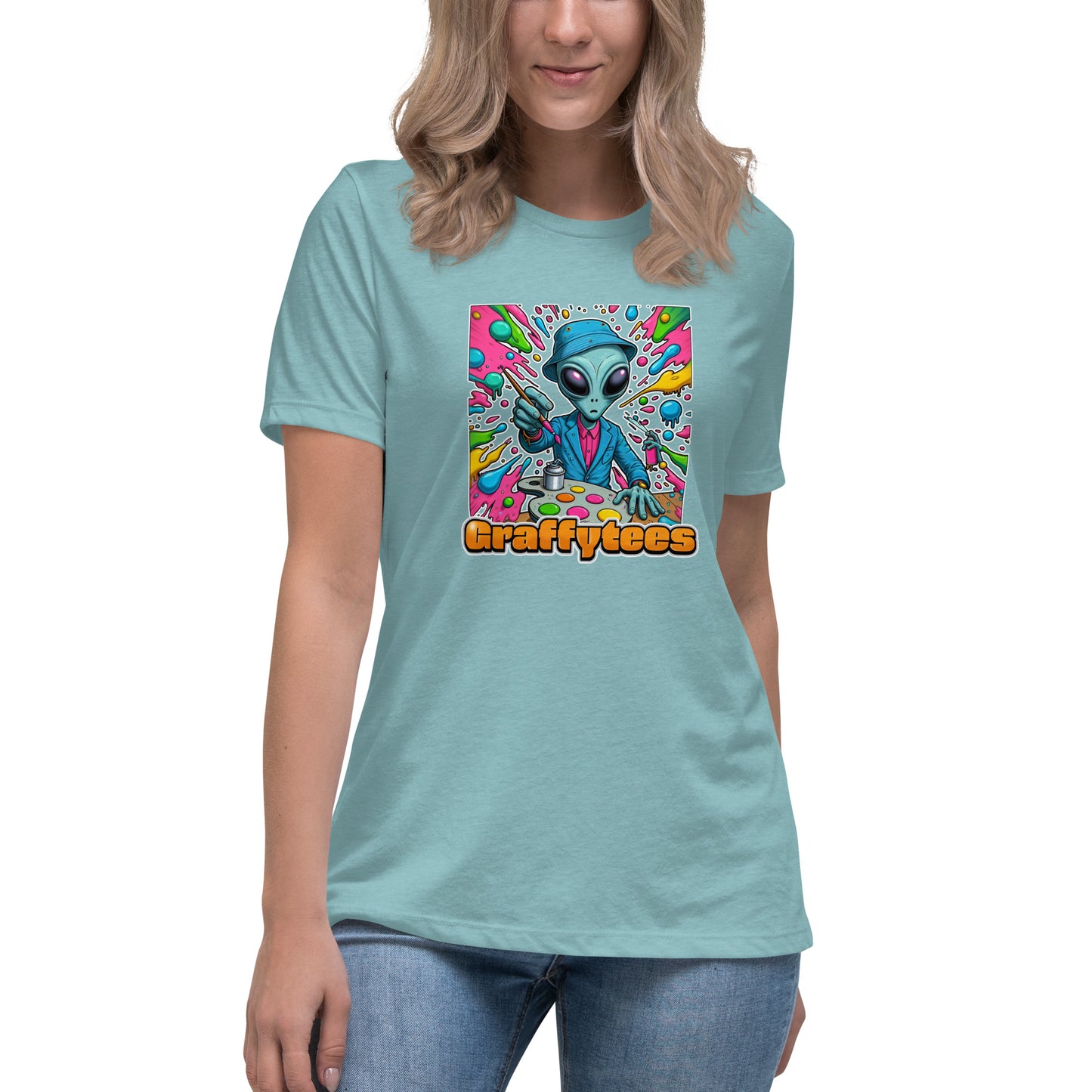 GraffyTees Alien Painter W bucket hat Women's Relaxed T-Shirt