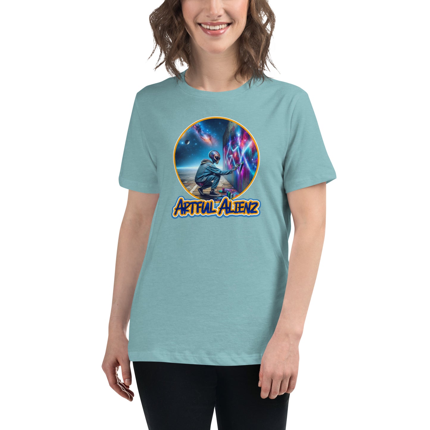 Artful Alienz Alien Graffiti Artist Women's Relaxed T-Shirt