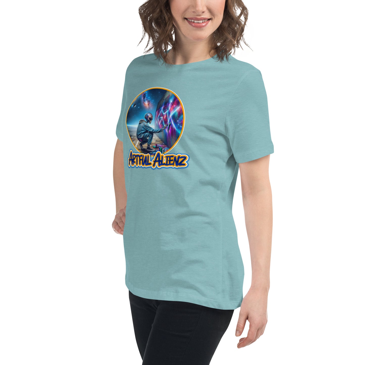 Artful Alienz Alien Graffiti Artist Women's Relaxed T-Shirt