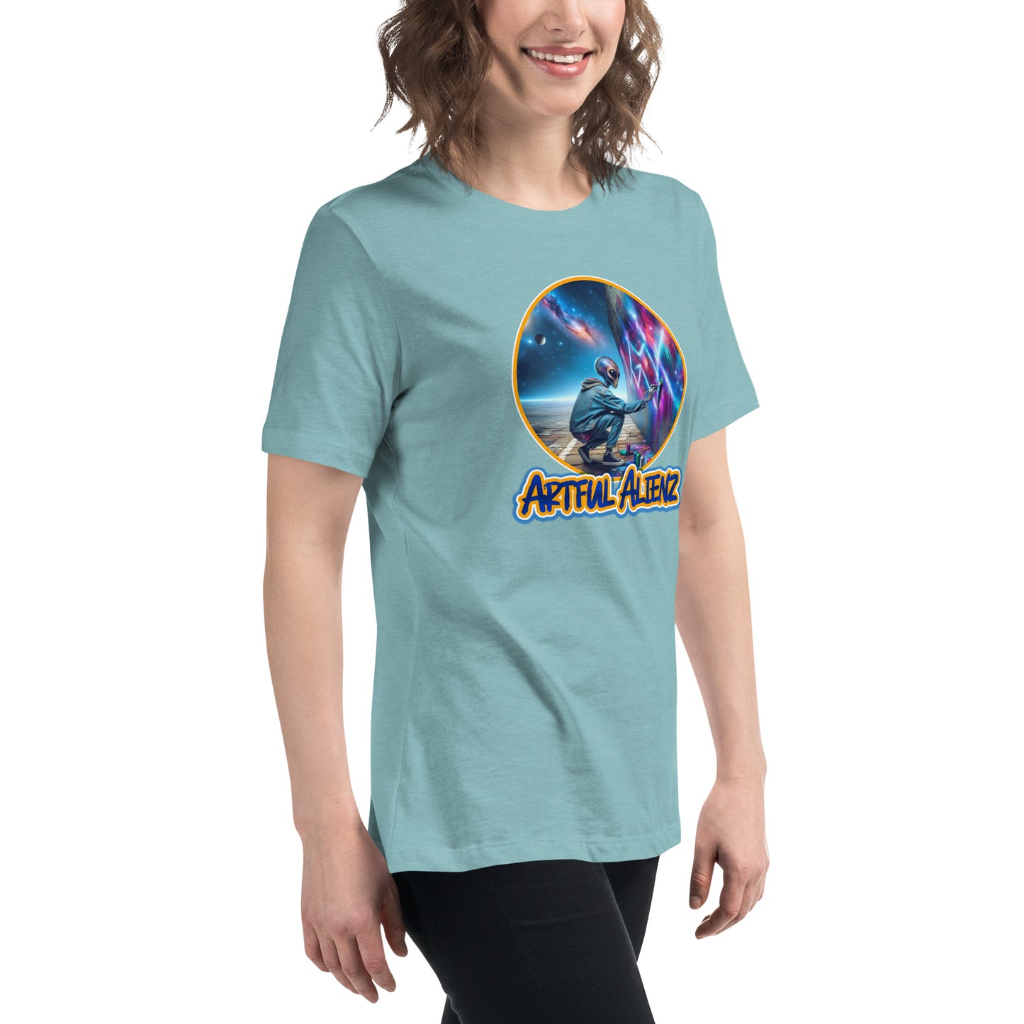 Artful Alienz Alien Graffiti Artist Women's Relaxed T-Shirt