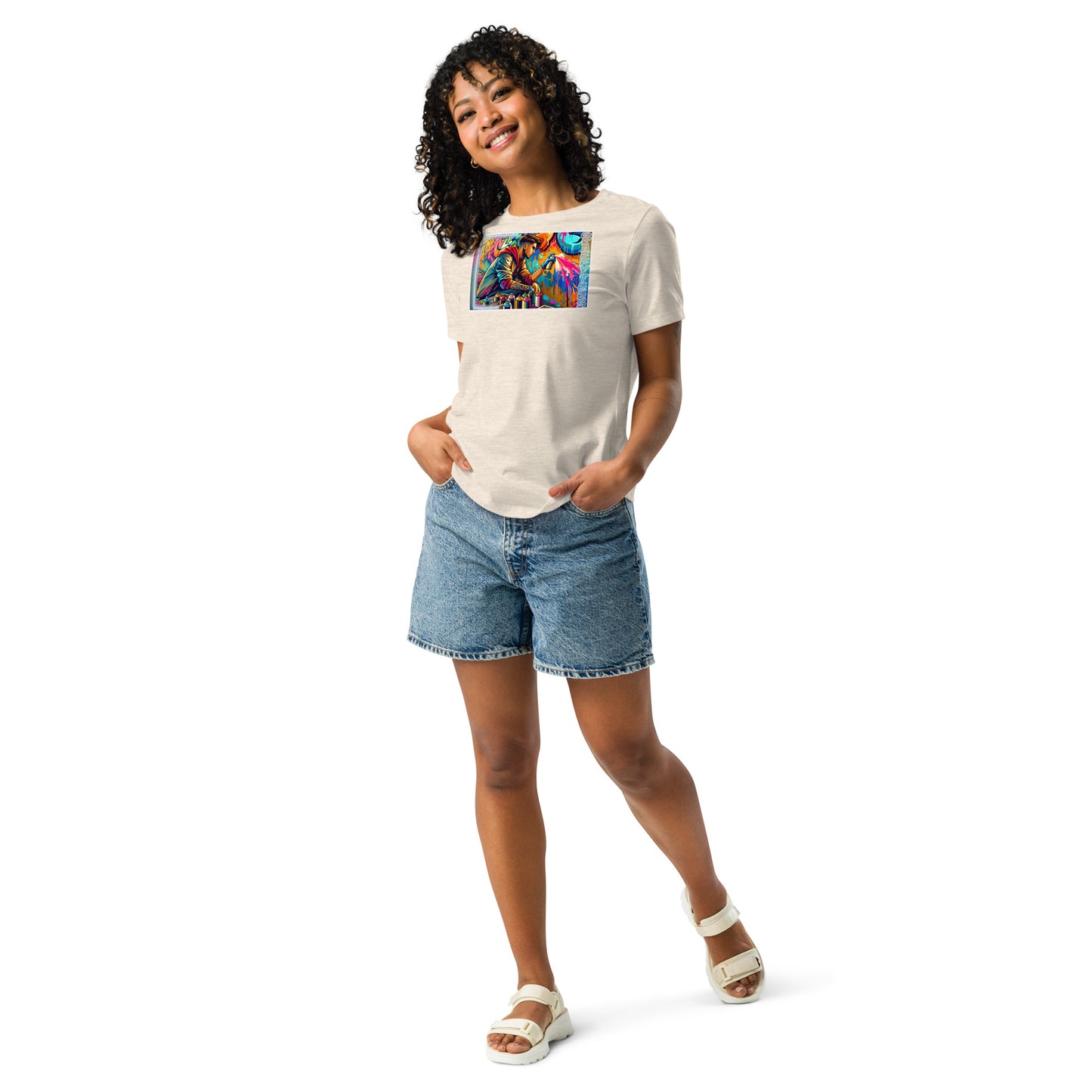 GraffyTees vandal Artist creating a Mural Women's Relaxed T-Shirt