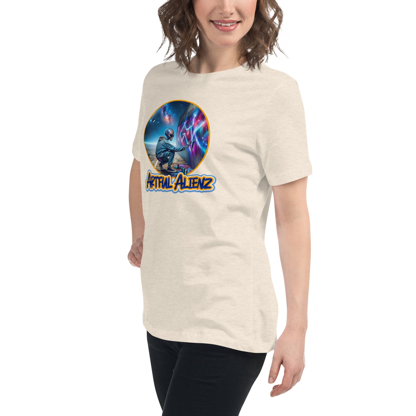 Artful Alienz Alien Graffiti Artist Women's Relaxed T-Shirt