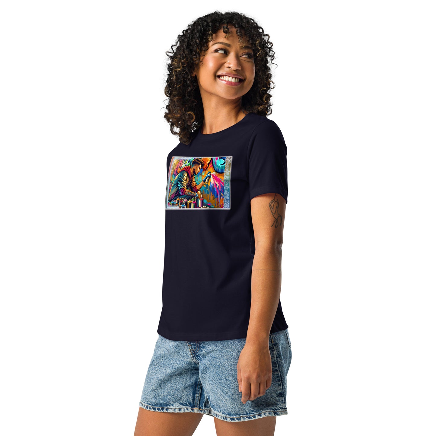 GraffyTees vandal Artist creating a Mural Women's Relaxed T-Shirt