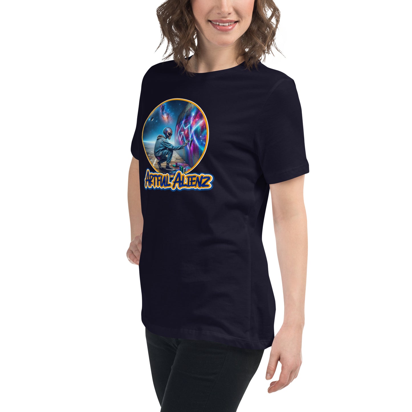 Artful Alienz Alien Graffiti Artist Women's Relaxed T-Shirt