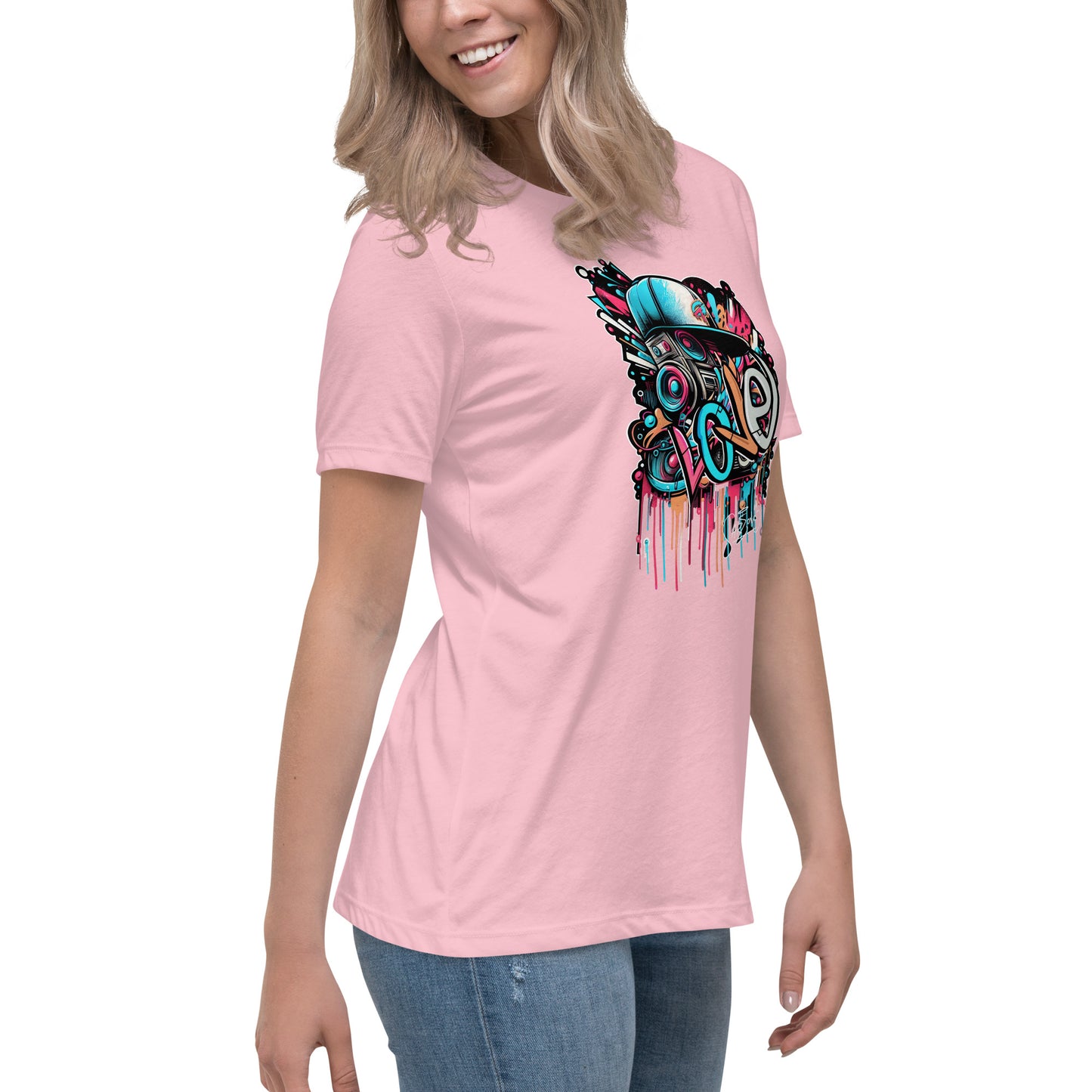 Graffytees Loud Love Graffiti design Women's Relaxed T-Shirt