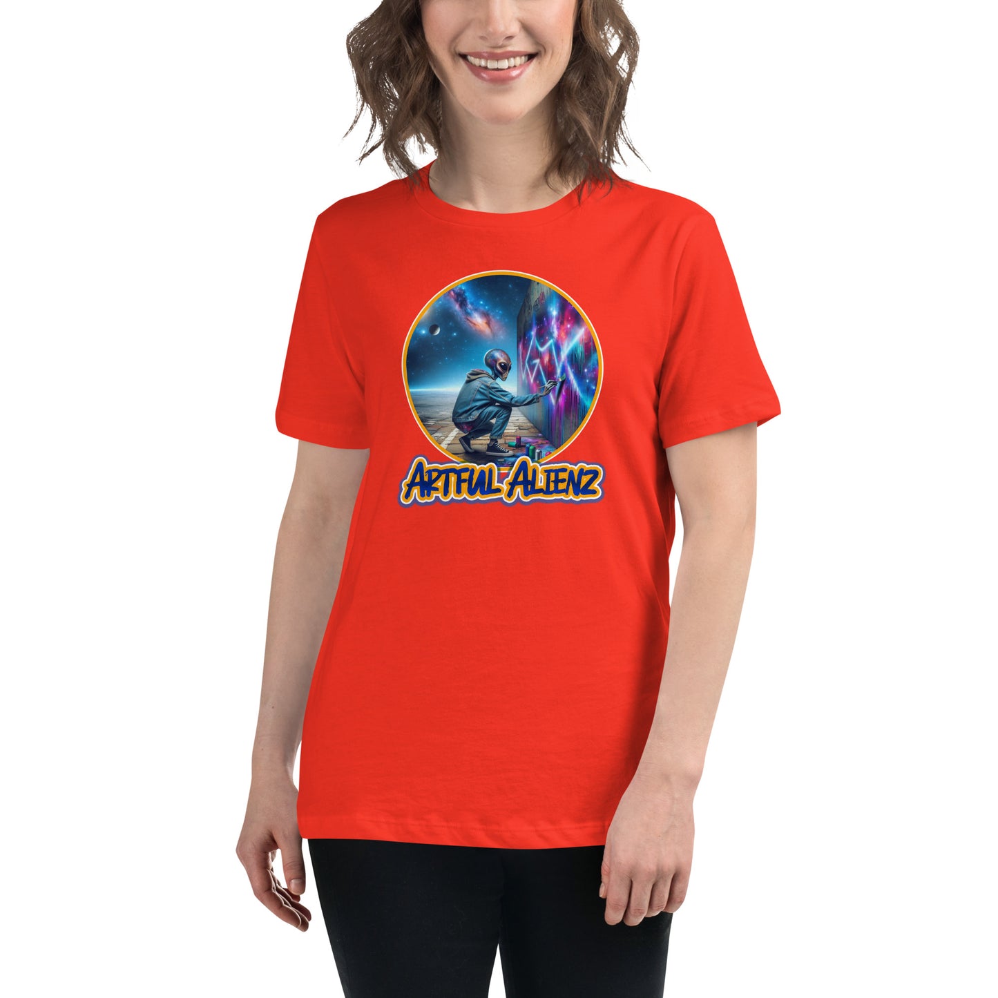 Artful Alienz Alien Graffiti Artist Women's Relaxed T-Shirt