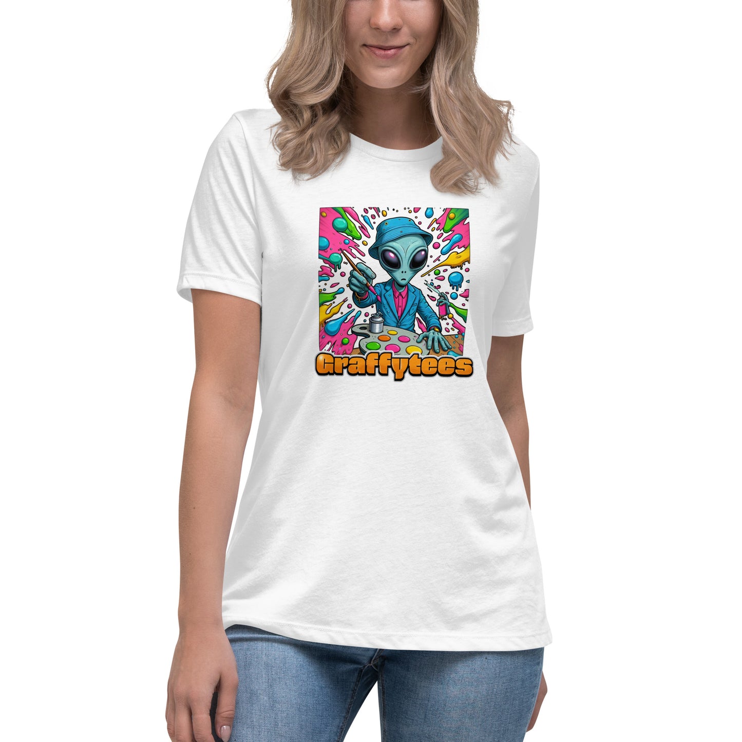 GraffyTees Alien Painter W bucket hat Women's Relaxed T-Shirt
