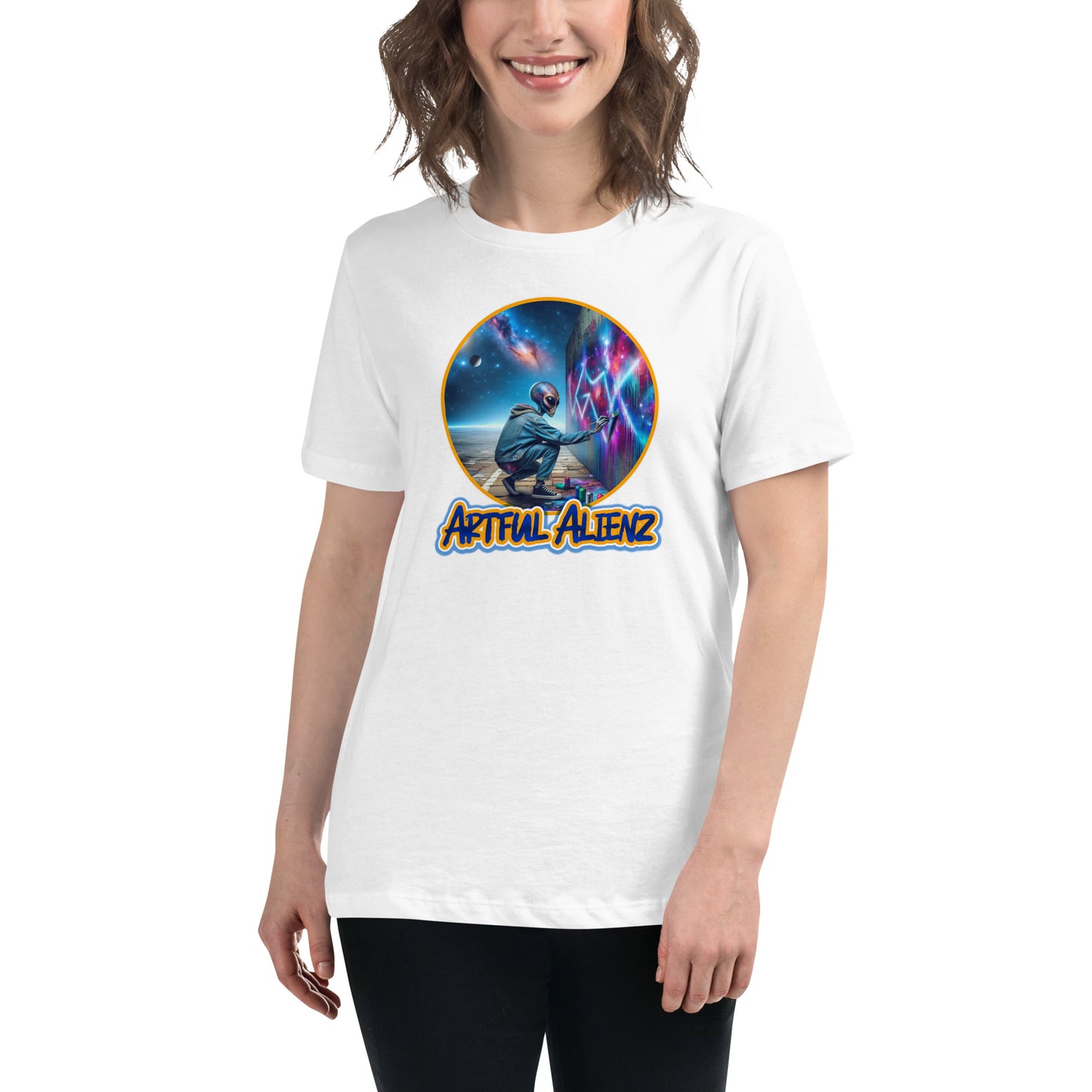 Artful Alienz Alien Graffiti Artist Women's Relaxed T-Shirt