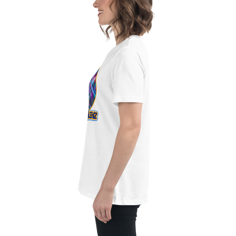 Artful Alienz Alien Graffiti Artist Women's Relaxed T-Shirt