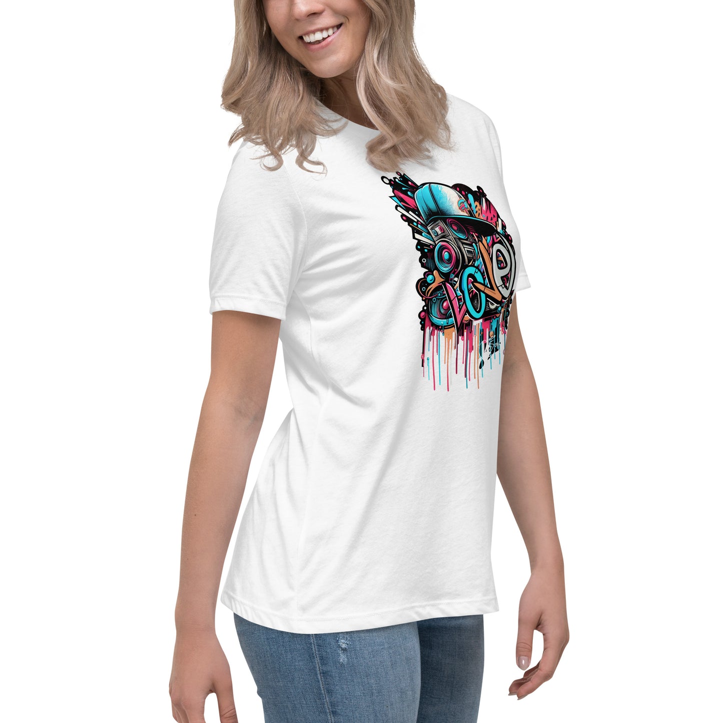Graffytees Loud Love Graffiti design Women's Relaxed T-Shirt