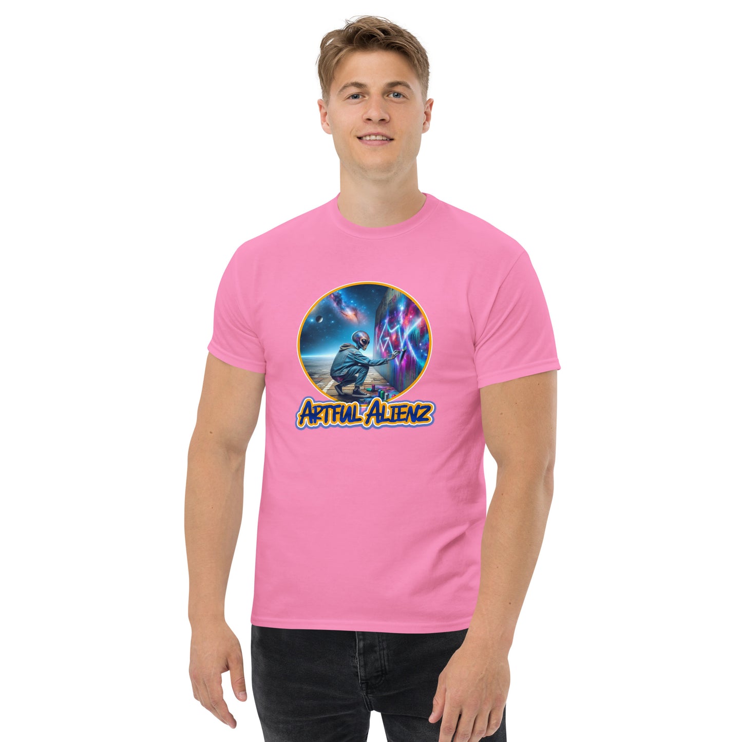 Artful Alienz Alien Graffiti Artist Men's classic tee