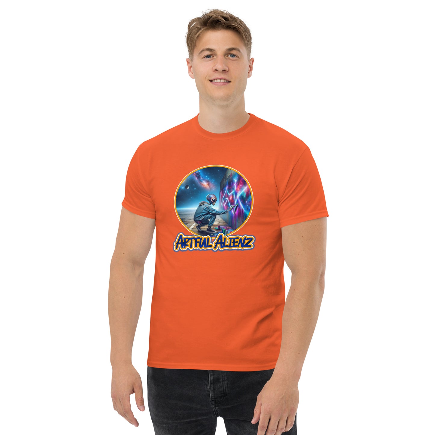 Artful Alienz Alien Graffiti Artist Men's classic tee