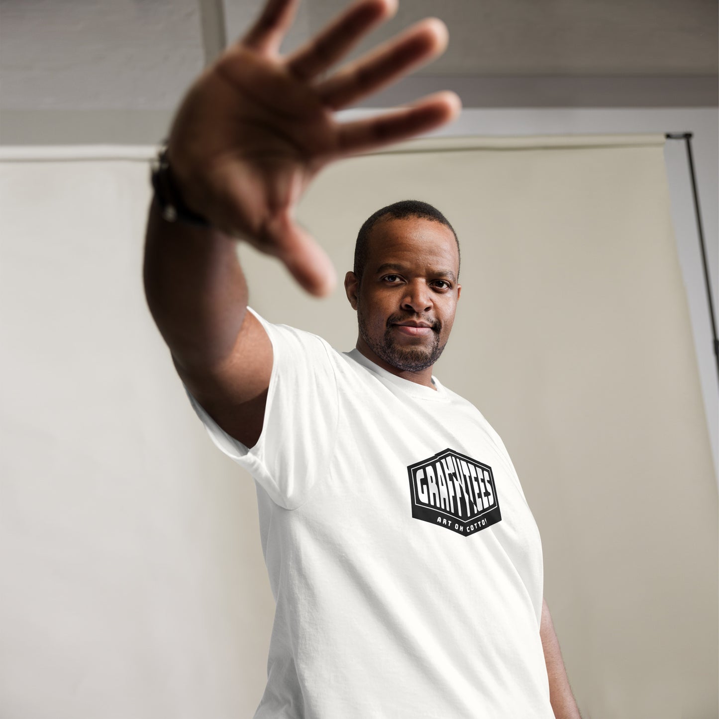 GraffyTees Diamond Box Logo Men's classic tee