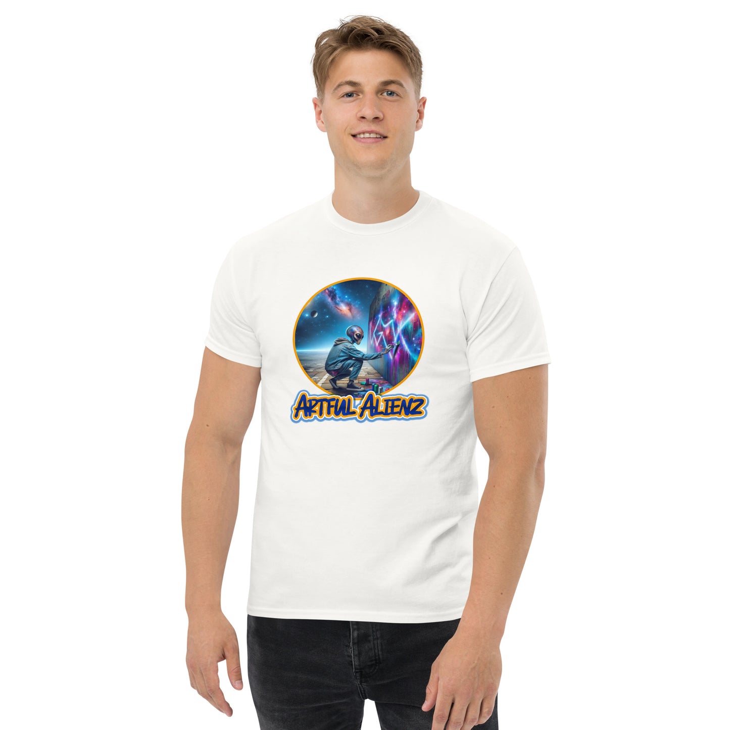 Artful Alienz Alien Graffiti Artist Men's classic tee