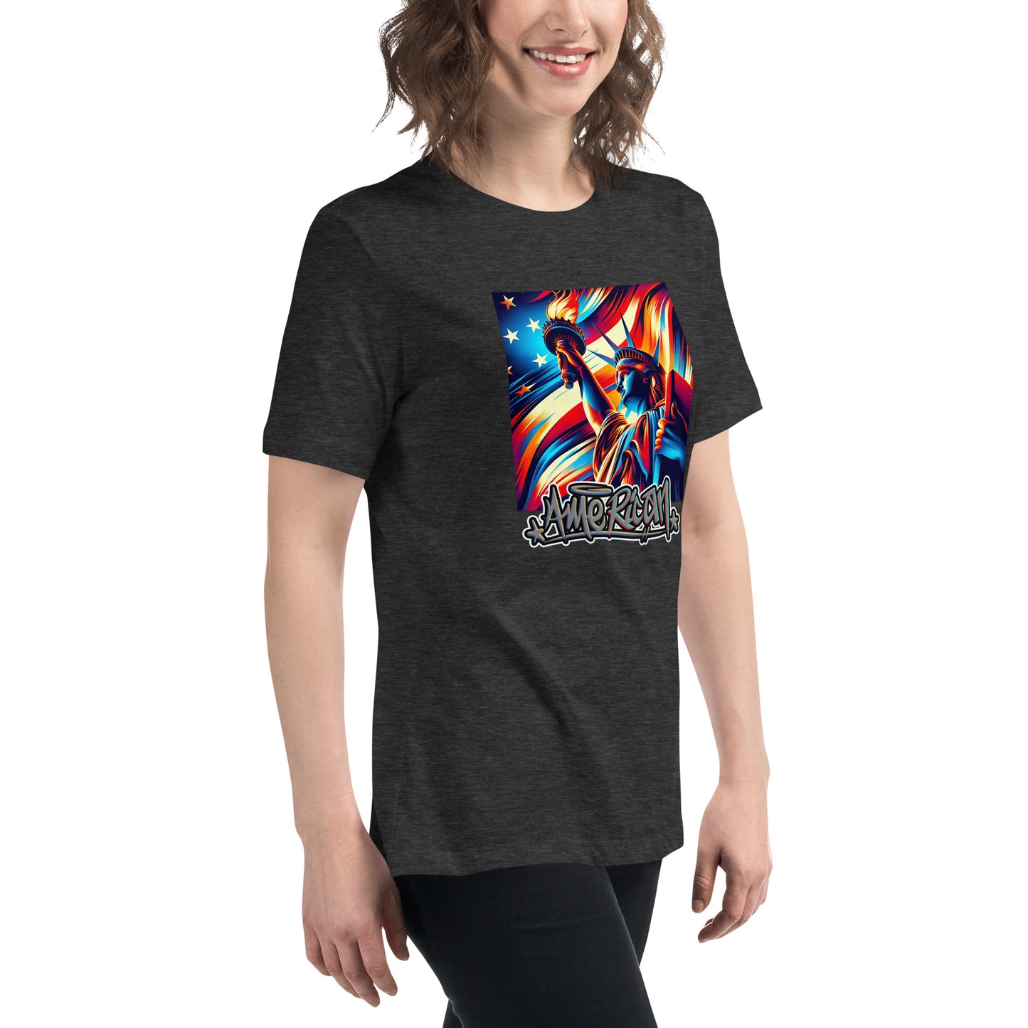 Graffytees American flag and Statue of Liberty July 4th Women's Relaxed T-Shirt