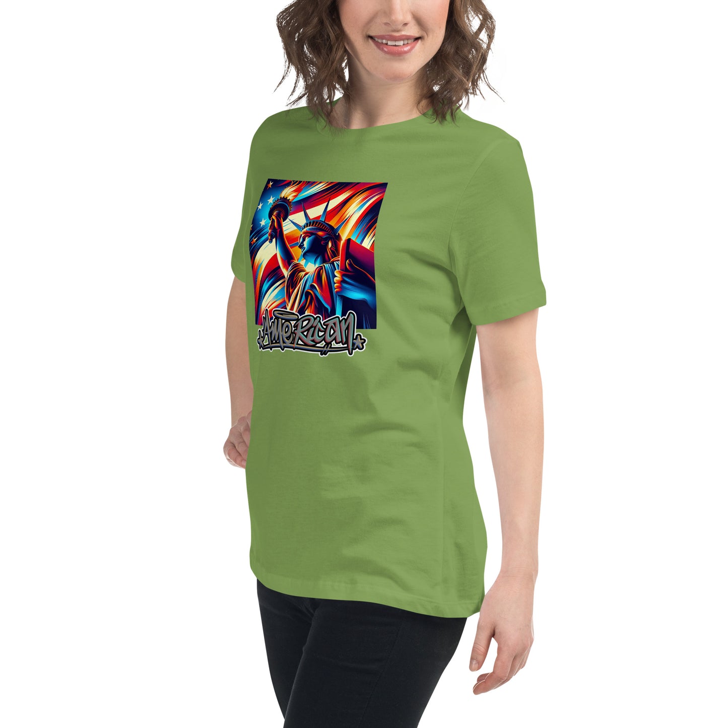 Graffytees American flag and Statue of Liberty July 4th Women's Relaxed T-Shirt