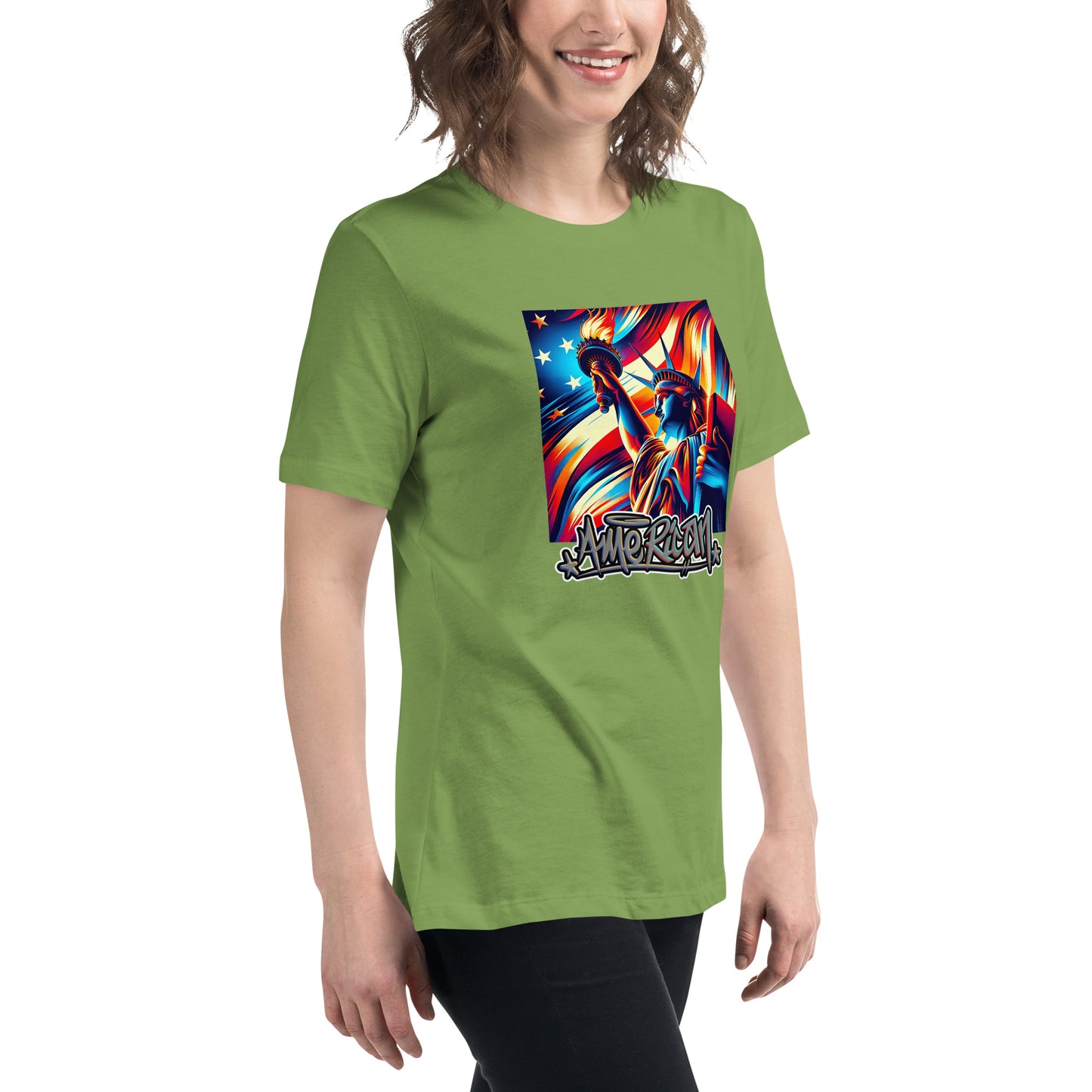 Graffytees American flag and Statue of Liberty July 4th Women's Relaxed T-Shirt